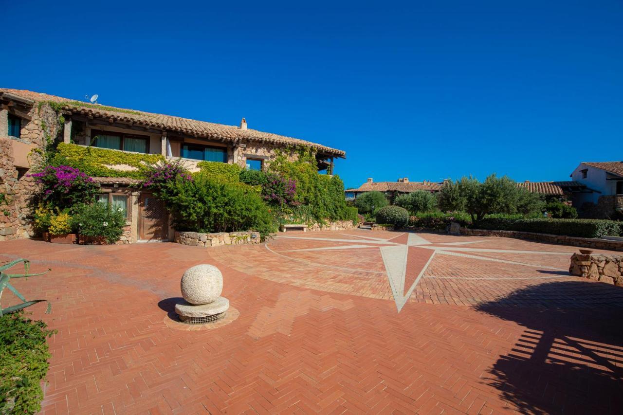 Splendido Appartamento Vista Mare Porto Rotondo Bagian luar foto