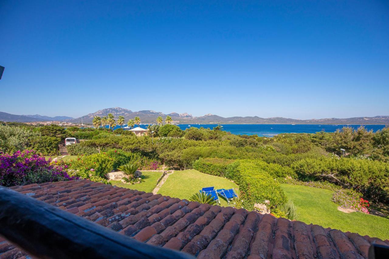Splendido Appartamento Vista Mare Porto Rotondo Bagian luar foto