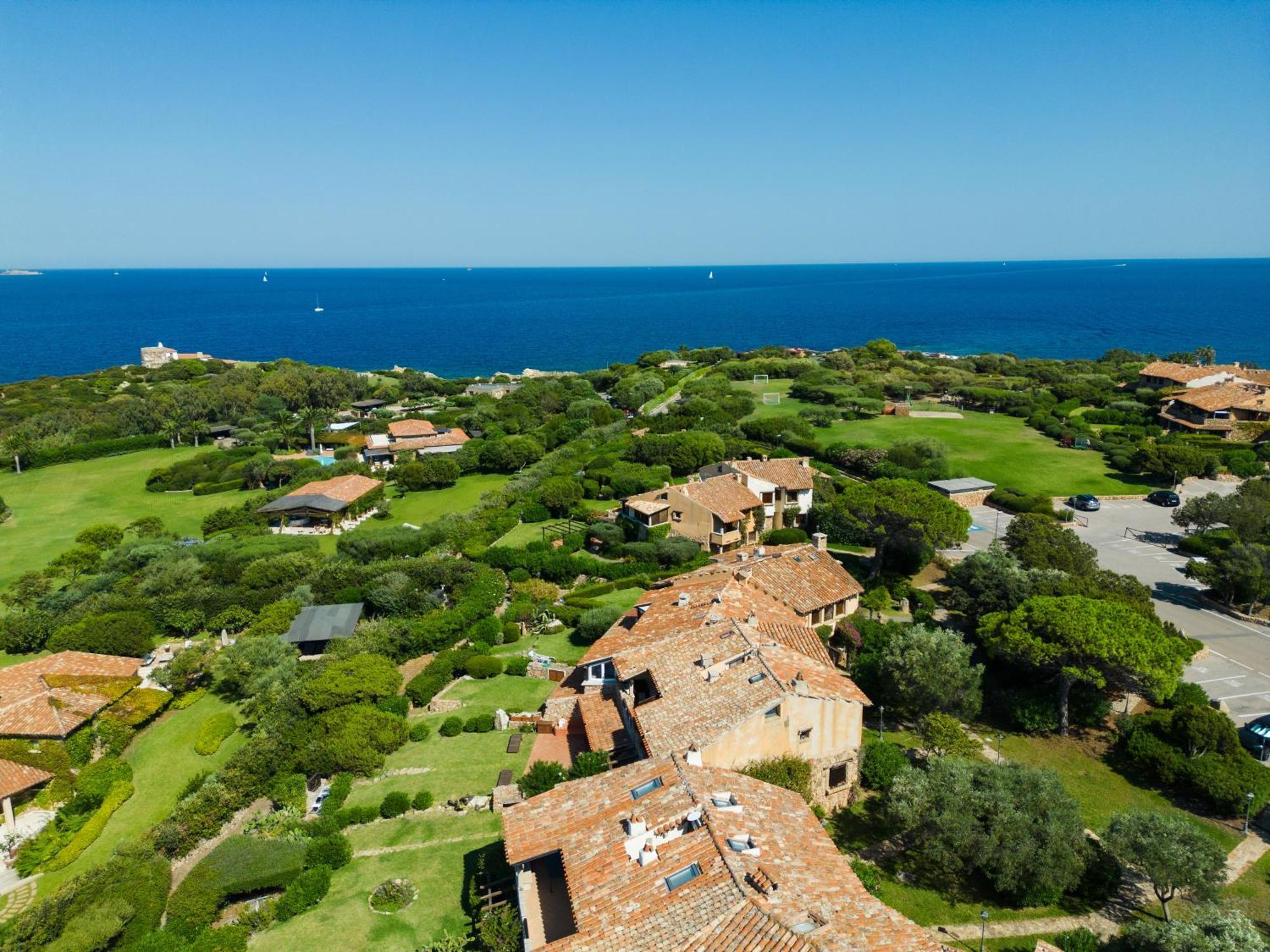 Splendido Appartamento Vista Mare Porto Rotondo Bagian luar foto