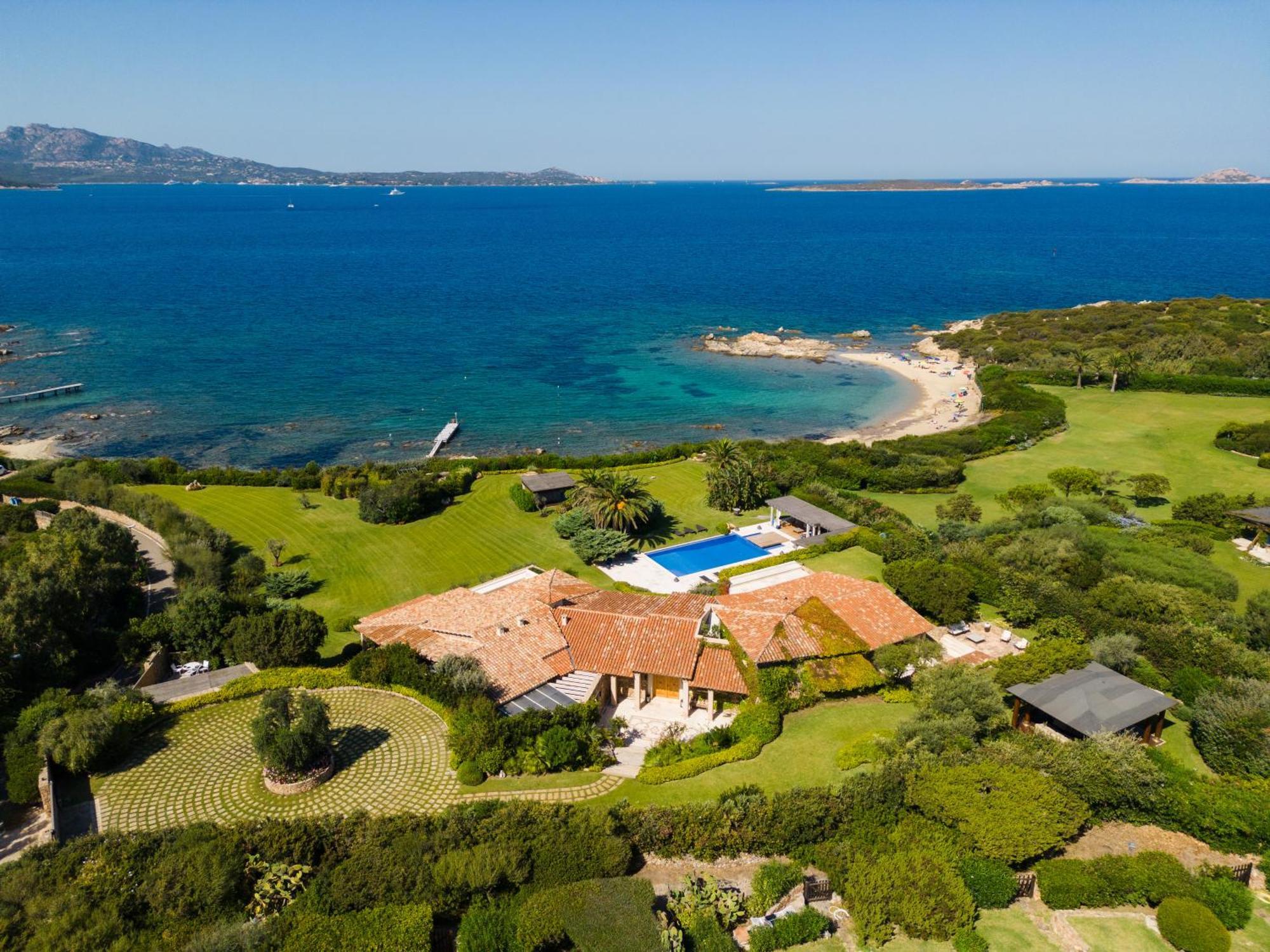 Splendido Appartamento Vista Mare Porto Rotondo Bagian luar foto